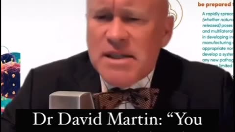Dr. David M a r t i n