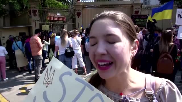 Ukrainians in Latin America protest Russia's invasion