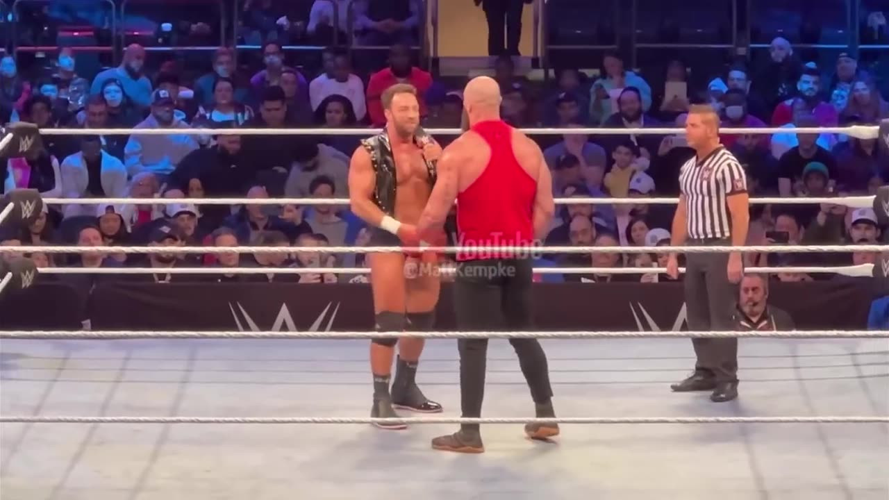 Braun Strowman vs LA Knight Full Match - WWE Live MSG 3_12_2