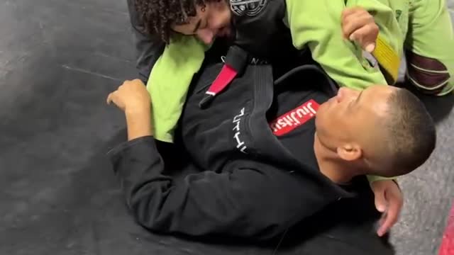 Submit #bjj #tap #jiujitsu #grappling #fyp