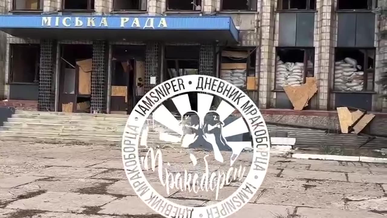 π·πΊπΊπ¦ The Russian Armed Forces remove the Ukrainian flag