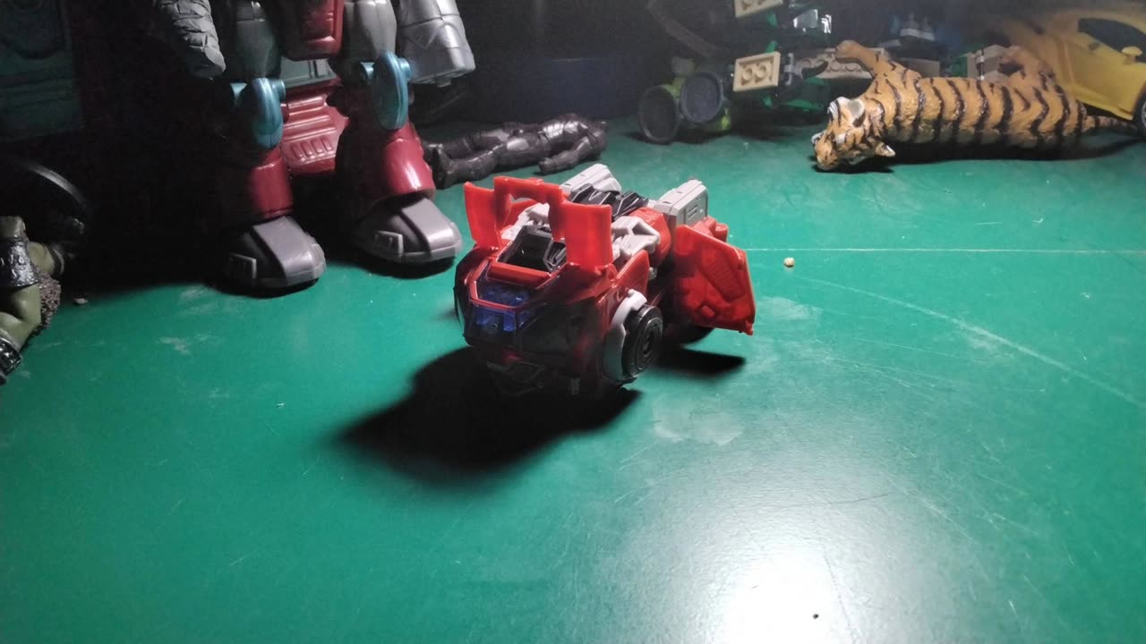 Ironhide versus shatter