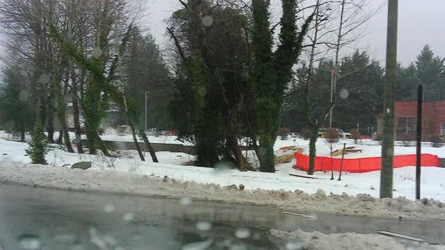 SNOQUALMIE PASS CLOSED