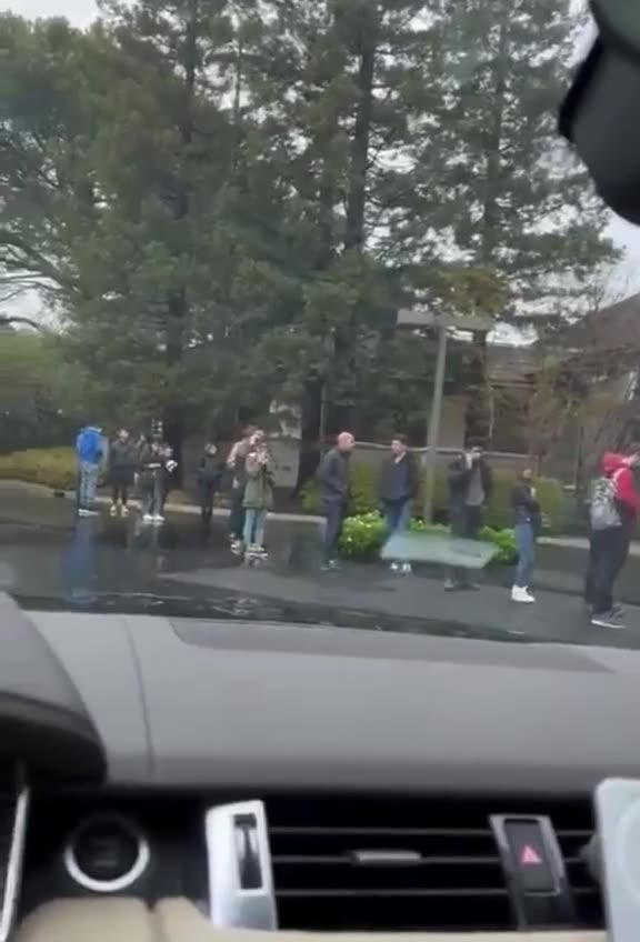 Massive line forms outside Silicon Valley Bank in California as customers panic.