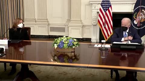 2022 Joe Biden - What's he trying to say about EV's