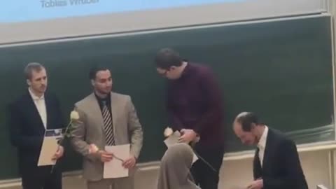 Muslim Woman Refused to Shake Hands with Dean During Her Graduation Ceremony in Germany