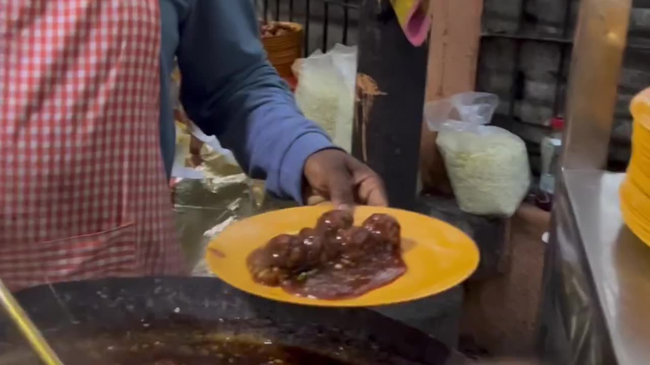 Famous Manchurian #manchurian #streetfood #foodie #manchuriangravy #foodblogger #chinese