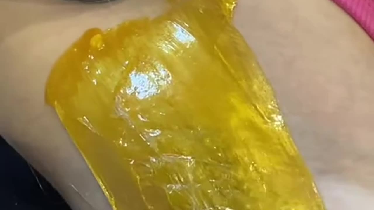 Underarm Waxing with Sexy Smooth Golden Allure Hard Wax by @wildandtrue.wax