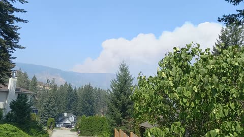 Developing forest fire in west kekowna bc mcdougal fire evacuation order in place