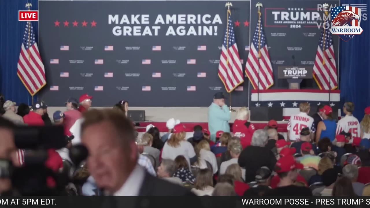 LIVE Trump Speaking in Grand River Center in Dubuque, Iowa