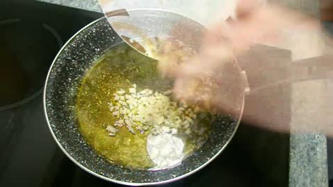 TASTY GARLIC CHICKEN WINGS - easy food recipes for dinner to make at home