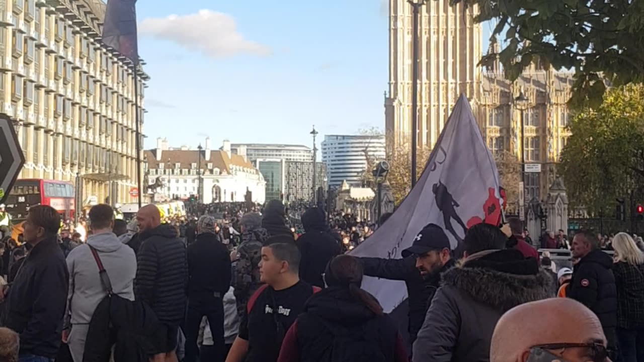 Remembrance day troubles in London