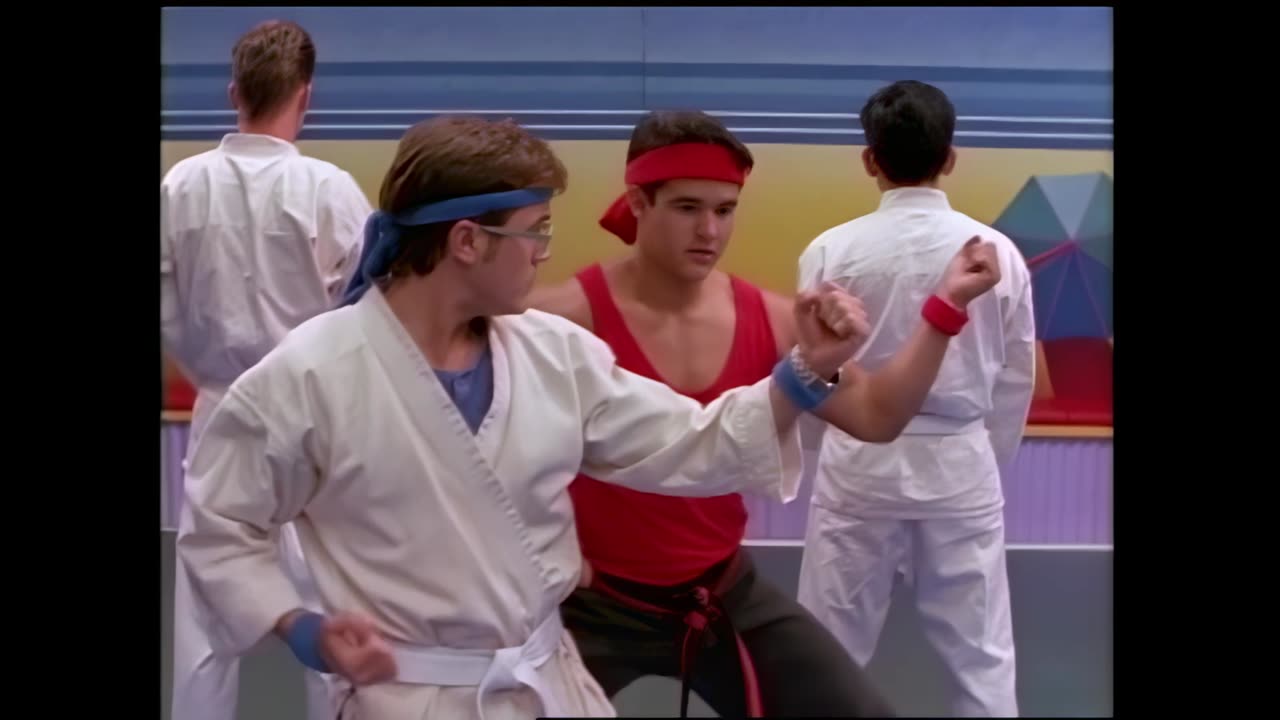MIGHTY MORPHIN POWER RANGERS DAY OF THE DUMPSTER 4K