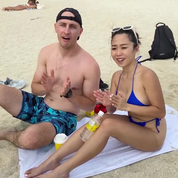 how can her head hold it like that