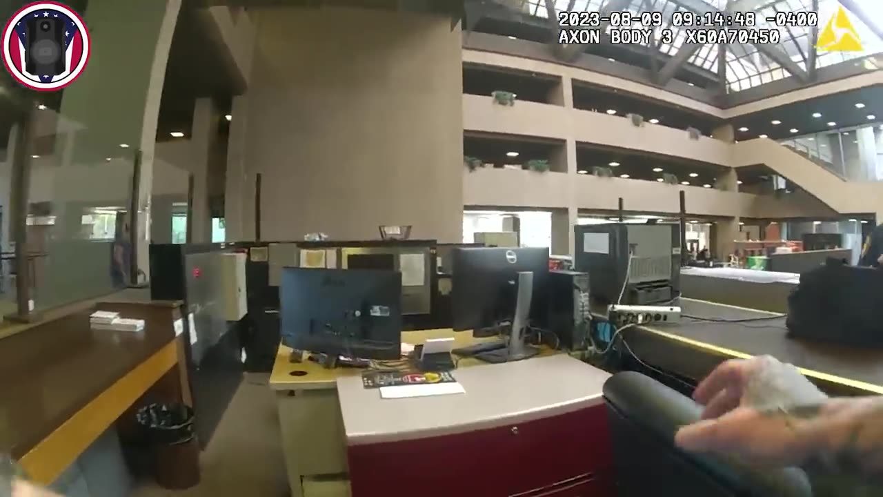 Ohio: Man Arrested After Bringing MAC-10 Into Courthouse