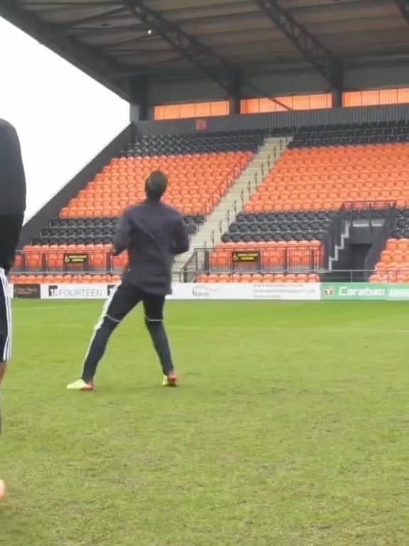 Miss Ozil in Real Madrid 🥺