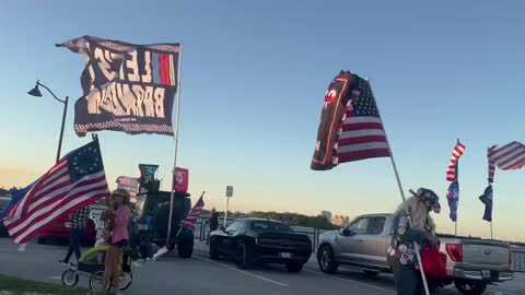 Trump flash mob on the Bingham Island Bridge outside Mar-a-Lago