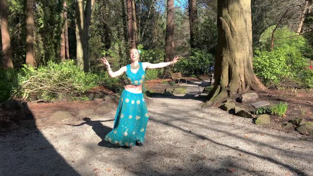 Badri Ki Dulhania - Bollywood Bellydance Fusion - Elaina Collis