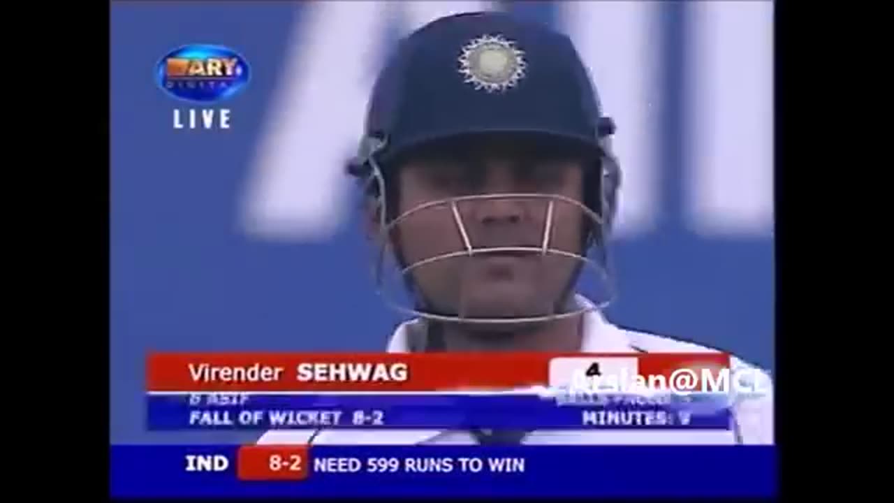 Artist at work.Asif Ali get sehwag in just 3 ball.magical blower of Pakistan