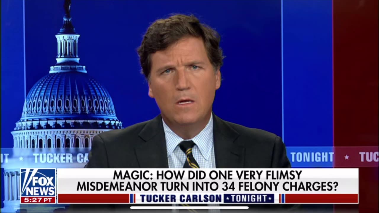 TUCKER CARLSON-4/5/23-MTG EXPERIENCES NYC'S FAMOUS HOSPITALITY-MARJORIE TAYLOR GREENE (R) I GA