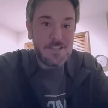 Destroys liberals in one minute