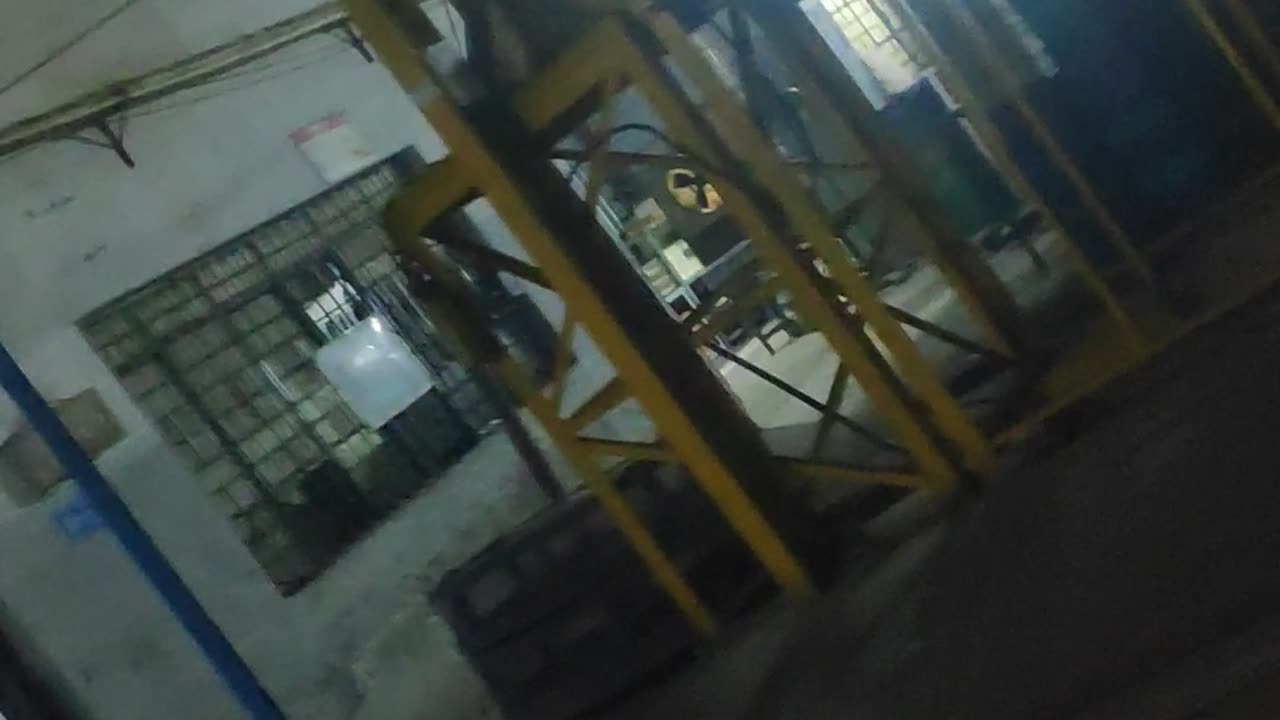 Casual company workar