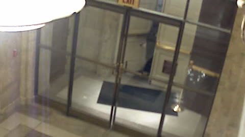 0179USCH01MemorialDoorInterior_2021-01-05_22h16min24s820ms.mp4