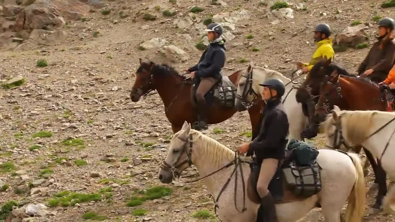 Anima Equi horseback riding in the Pyrenees