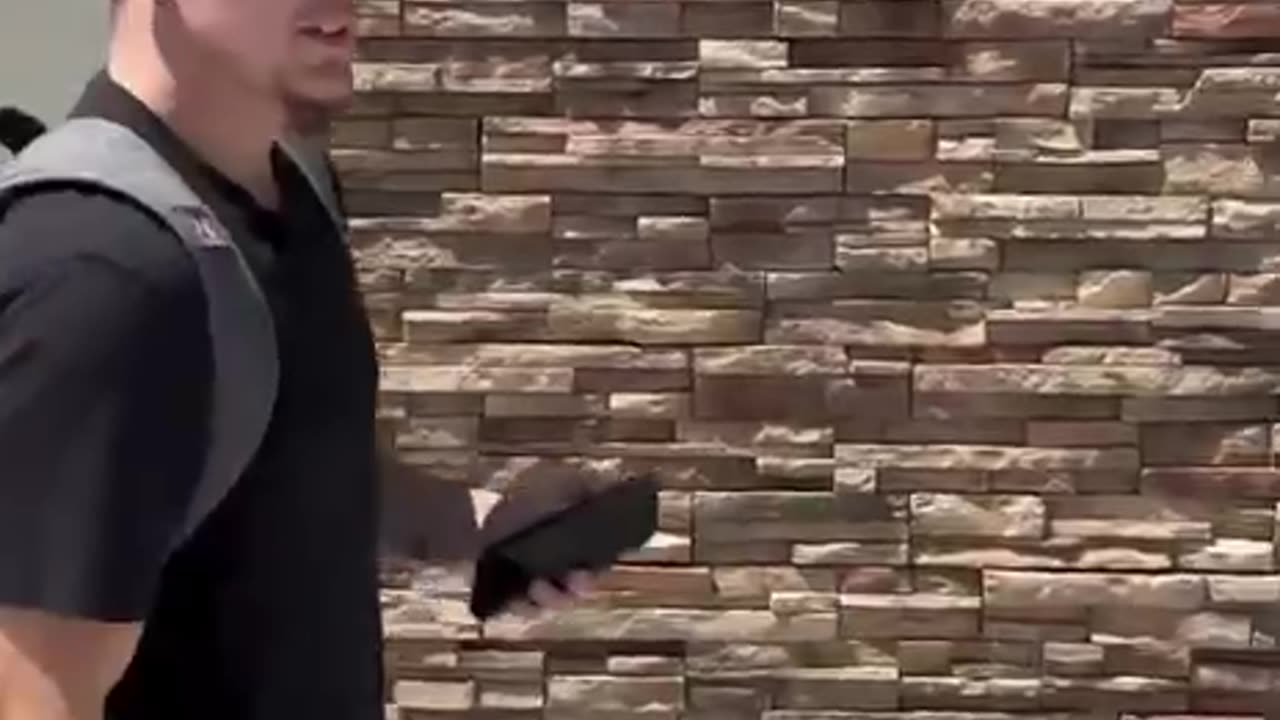 Trump supporter changing minds one hug at a time