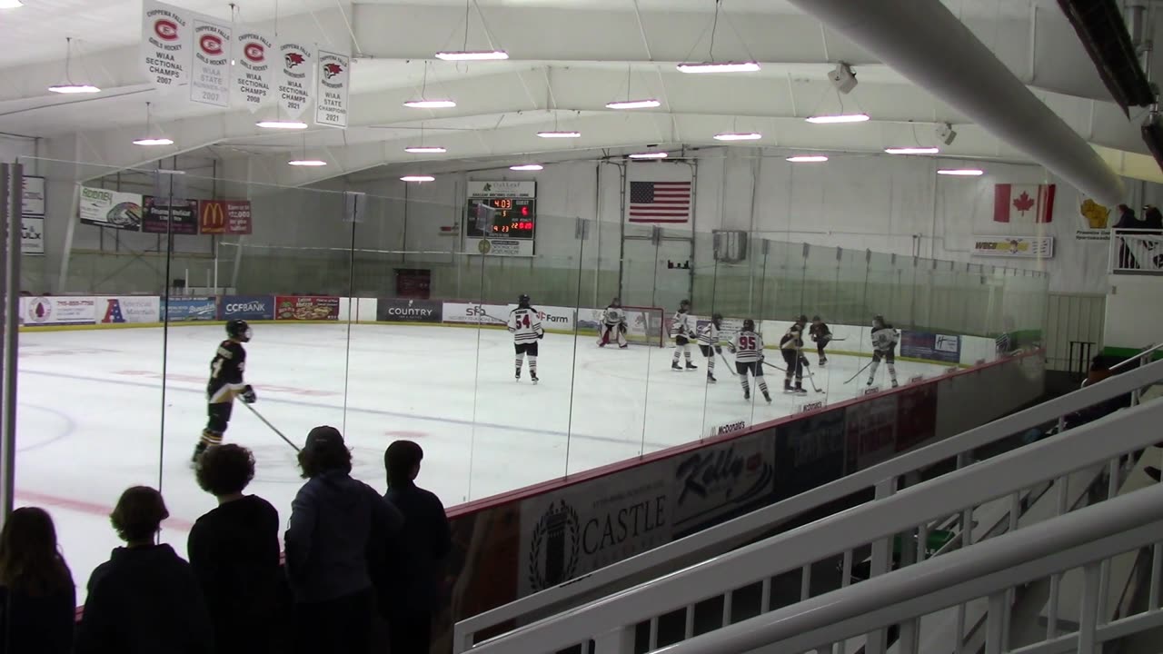 Chippewa Thunder Invitational 14 U Bantam Youth Hockey Waukesha Warhawks Vs Milwaukee Shaw