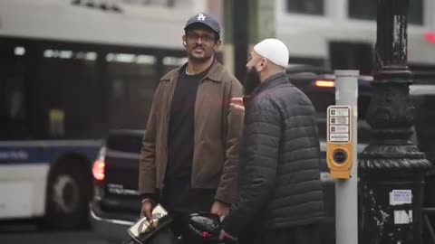 Muslim asking strangers for food