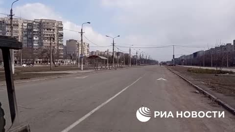 Fighting in the central part of Mariupol continues, the main roads in this direction are blocked by barricades