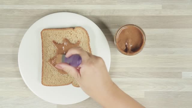 Make toast inspired by Tippy-Toe from Marvel Rising Secret Warriors!