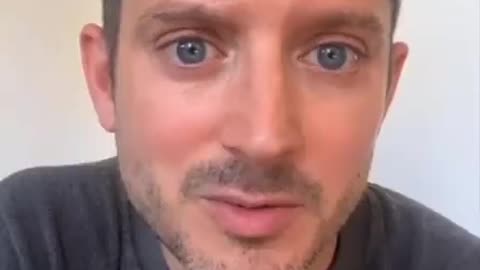 Hollywood actor Elijah Wood invite Zelensky to US to recover from drug addiction