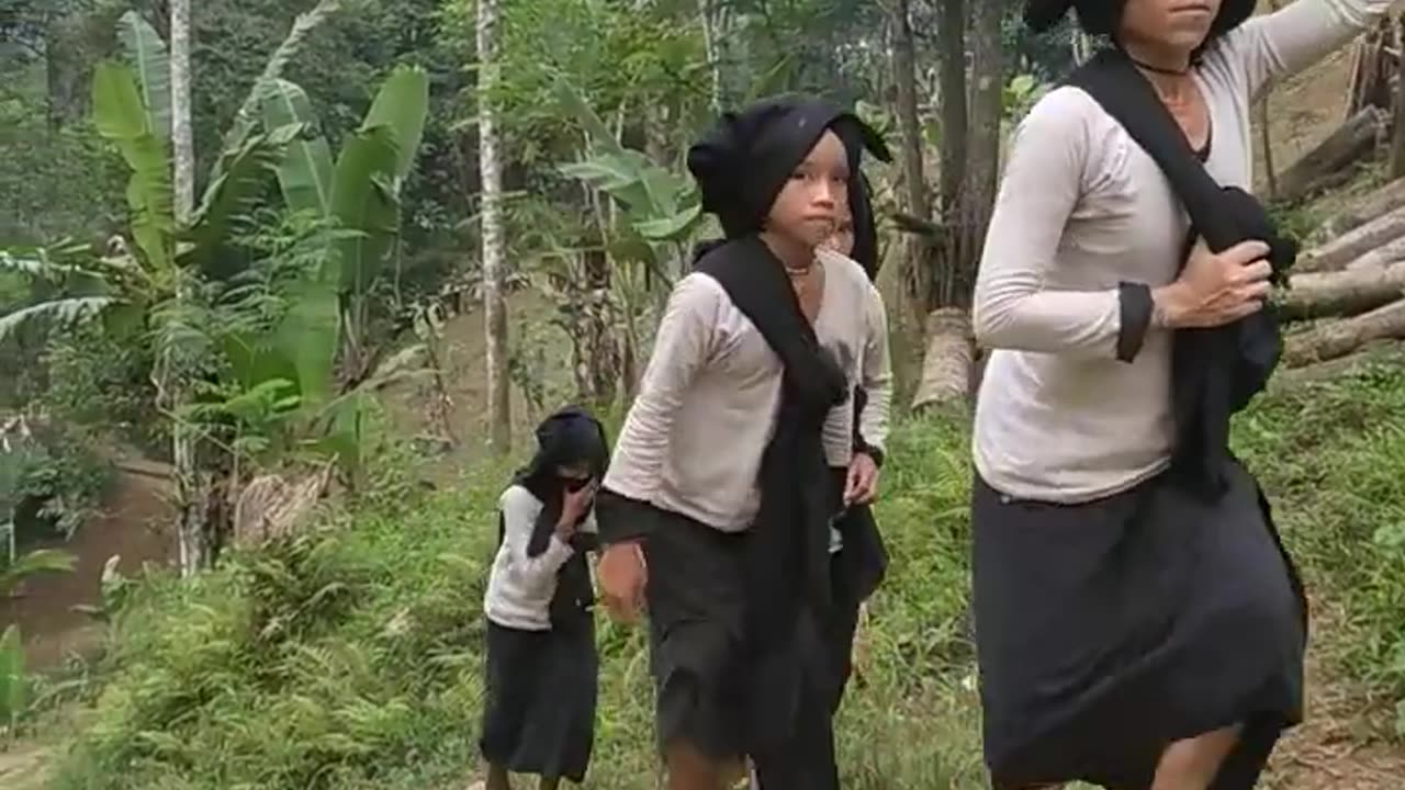 Baduy tribe originally from Indonesia