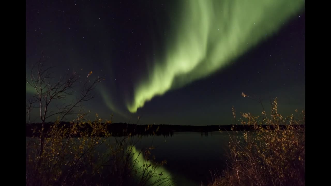 Fiddler Lake Aurora