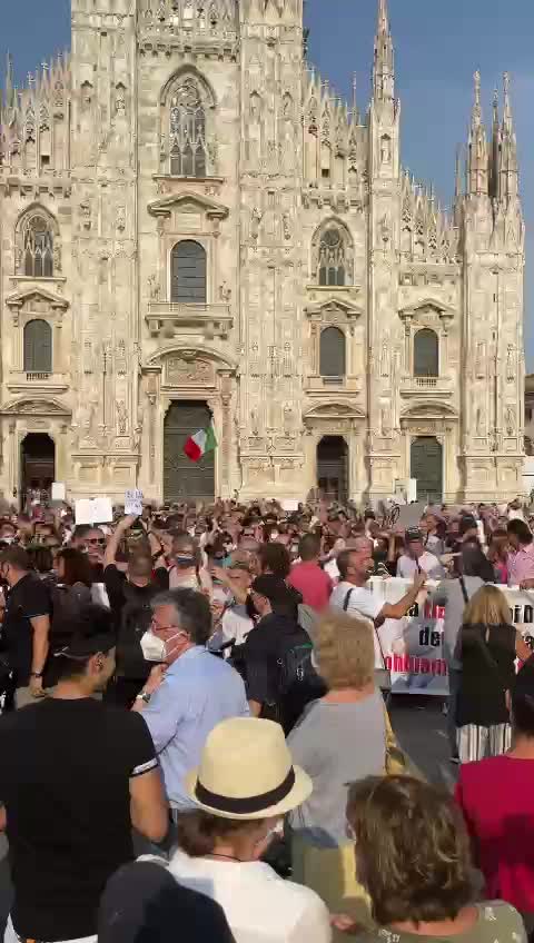 Milano Piazza Duomo