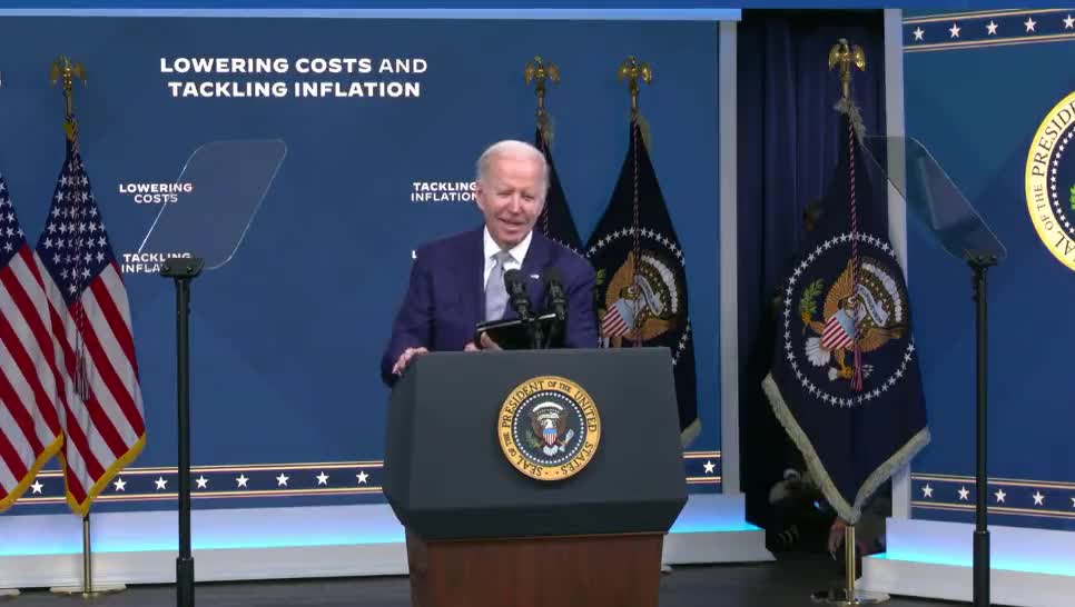 Calls for Biden to Resign are Starting; Biden Jokes 'That's a Great Idea'