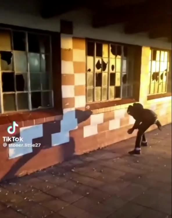 Bontas sports hall hit, again