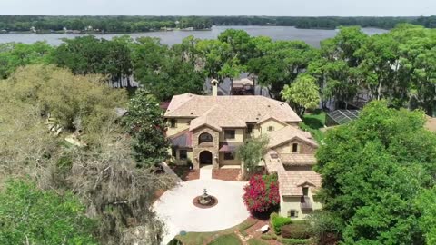 Stunning Tuscan style Winter Park home