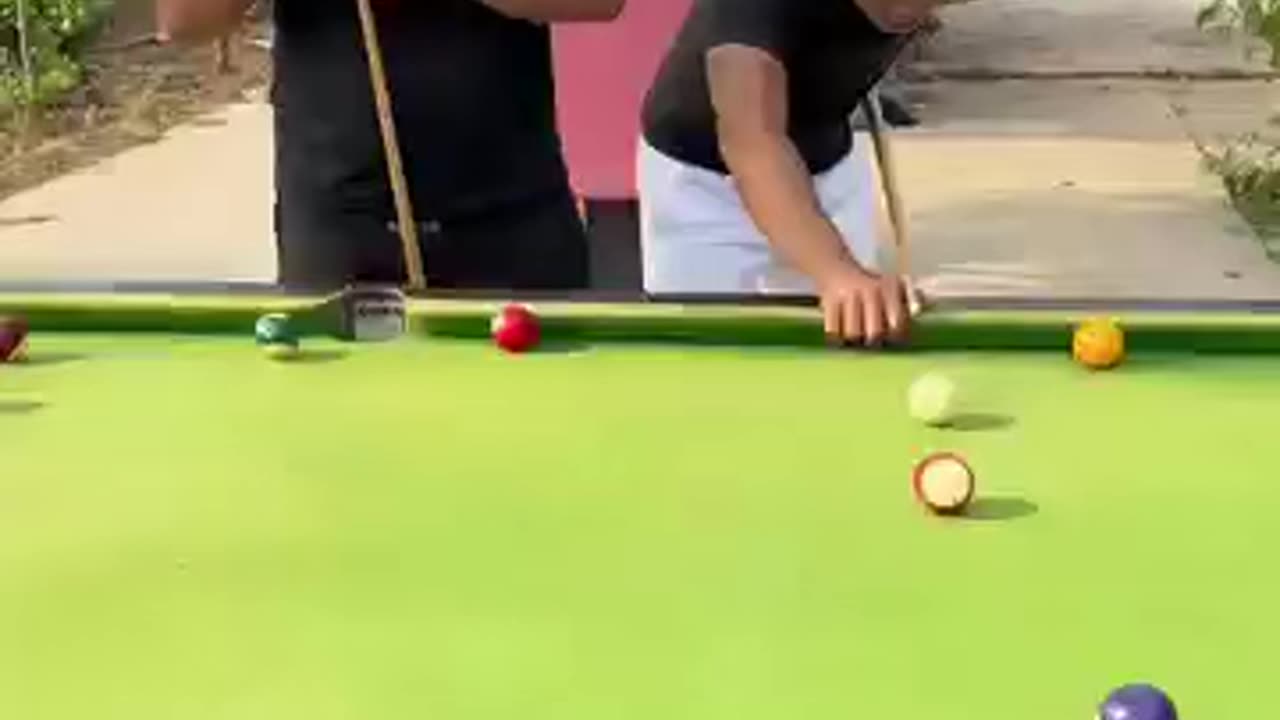 Funny Video Billiards million views | p337