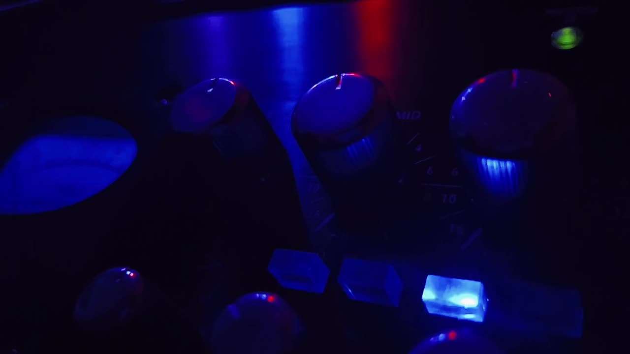 ADDICTED LIKE A DRUG - QStayLit