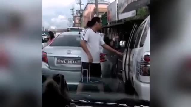 EPIC ROAD RAGE IN PH