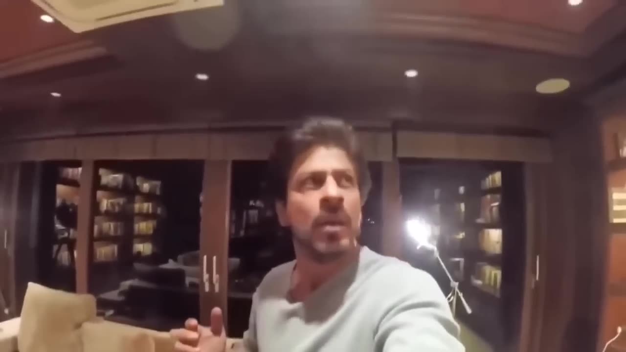 Shah Rukh Khan horror vlogs SRk