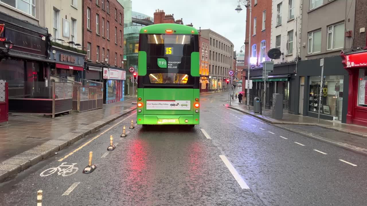 Driving Downtown - Misty Morning - South Dublin 4K(00h05m03s-00h07m34s)