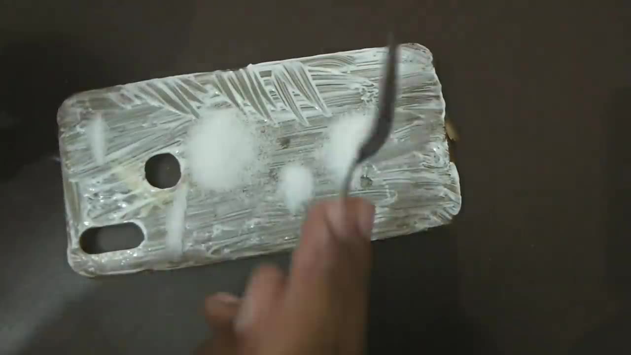 Clean Mobile Phone Cover by Simple way but Amazing Result