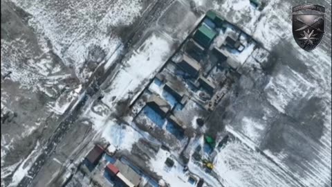 Ukrainians Shell Occupied Compound Near Kobzon