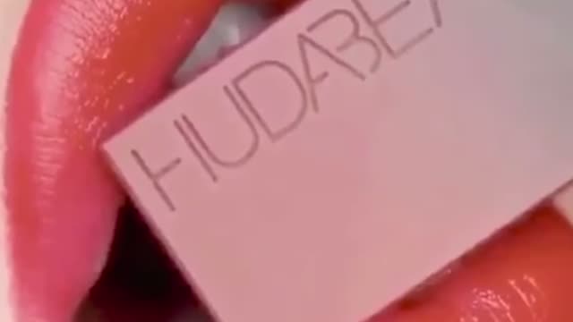Huda beauty colours 💄
