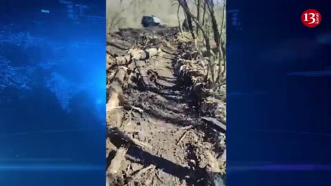 Footage from the only road used by Ukrainian army to enter Bakhmut