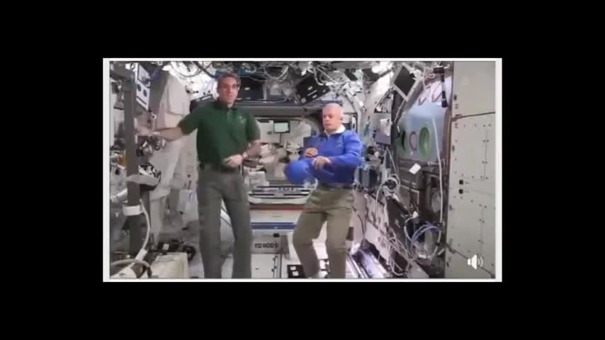 ALMOST FORGOT HOW FAKE THE FELIX BAUMGARTNER REDBULL JUMP OR THESE NASA ISS SPACE WALKS CAN BE